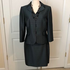 Tahari Women’s Suit